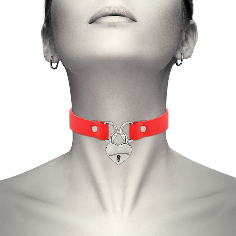 COQUETTE CHIC DESIRE - COLLIER EN CUIR VEGAN ROUGE COEUR